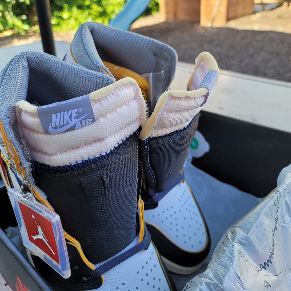 Jordan 1 UNLA - Picture 7 of 7